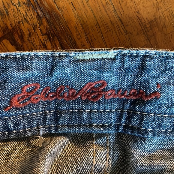 NWT Eddie Bauer Bootcut Lightweight Jeans 10 - Picture 6 of 9